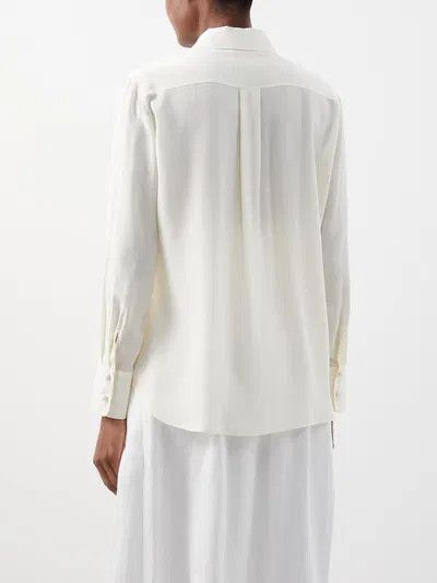 Chloe o1y0825 Silk Shirt in Cream Size M / US 6-8 / IT 42-44 - 4 Thumbnail
