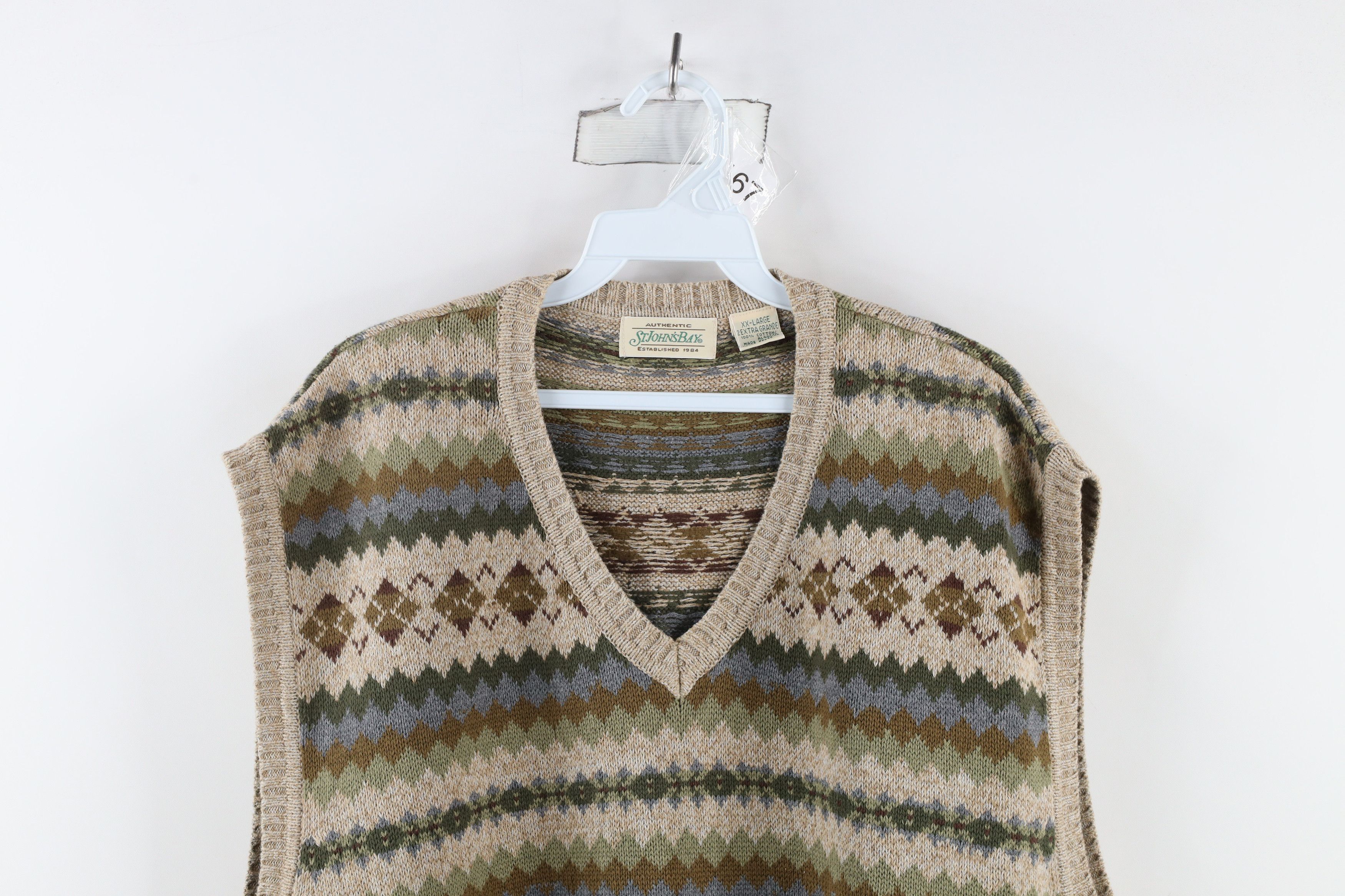 Vintage Vintage 90s Streetwear Fair Isle Knit V-Neck Sweater Vest Size US XXL / EU 58 / 5 - 2 Thumbnail