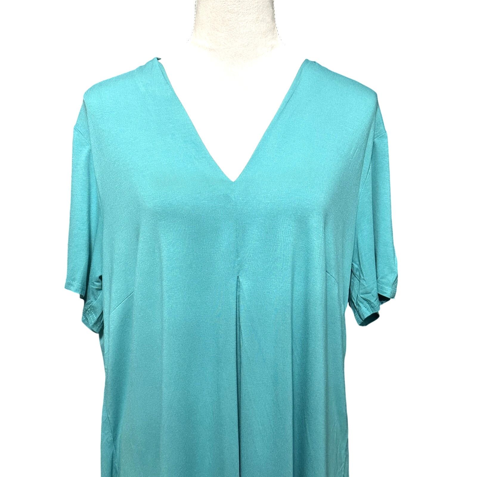 Avenue Avenue Top HiLow V Neck Pleated Front Blue Green Plus 18 NWT Size XXL / US 16-18 / IT 52-54 - 3 Thumbnail