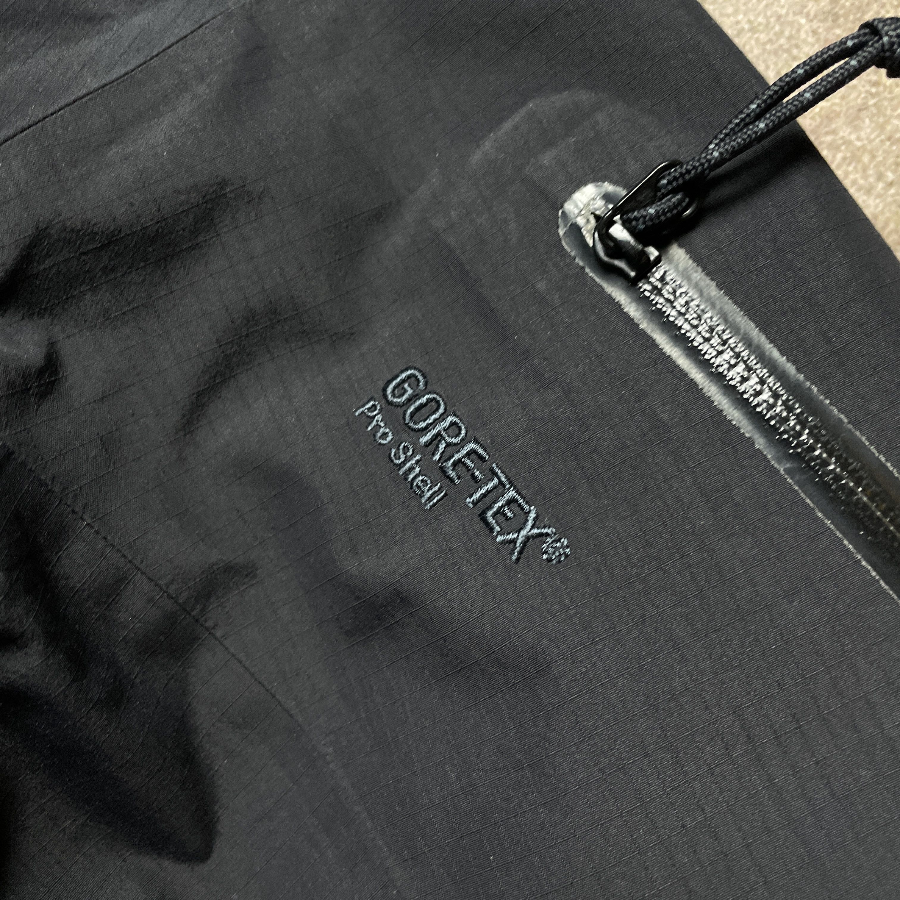 Arc'teryx 🦎 Arc’teryx Gore-tex Pro Shell Theta AR Black Jacket Size US XL / EU 56 / 4 - 3 Thumbnail
