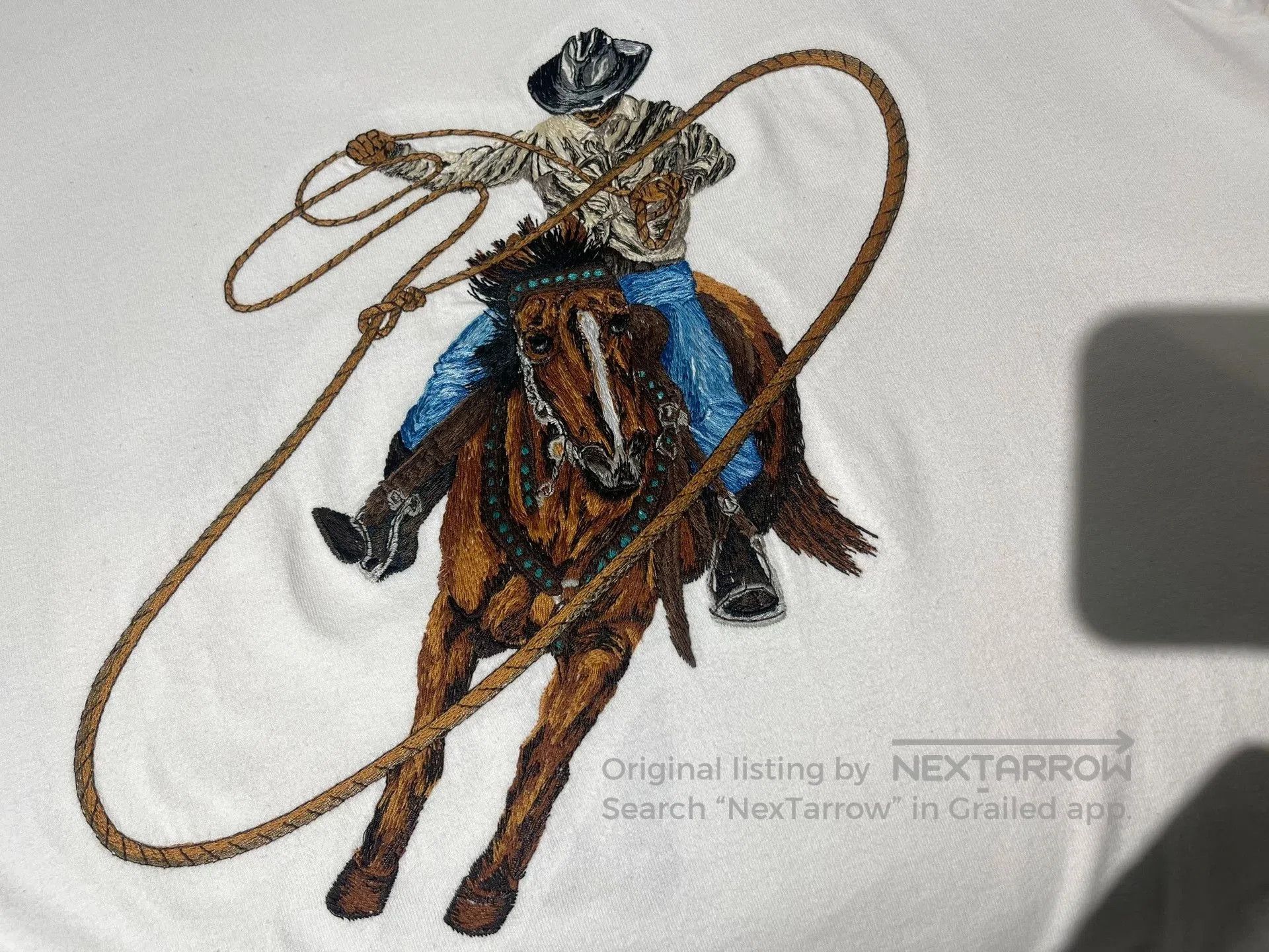 Louis Vuitton Louis Vuitton Logo Embroidered Crewneck T. Size US S / EU 44-46 / 1 - 4 Thumbnail