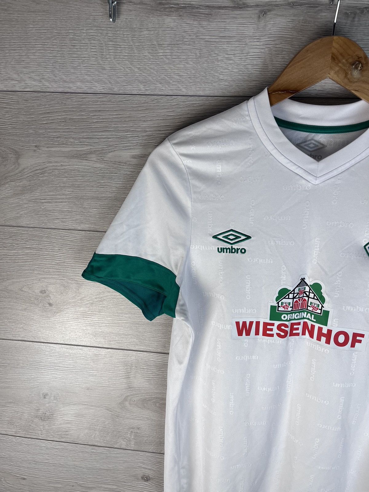 Umbro Werder Bremen Bundesliga Germany Umbro Football rap hip hop Size US S / EU 44-46 / 1 - 2 Thumbnail