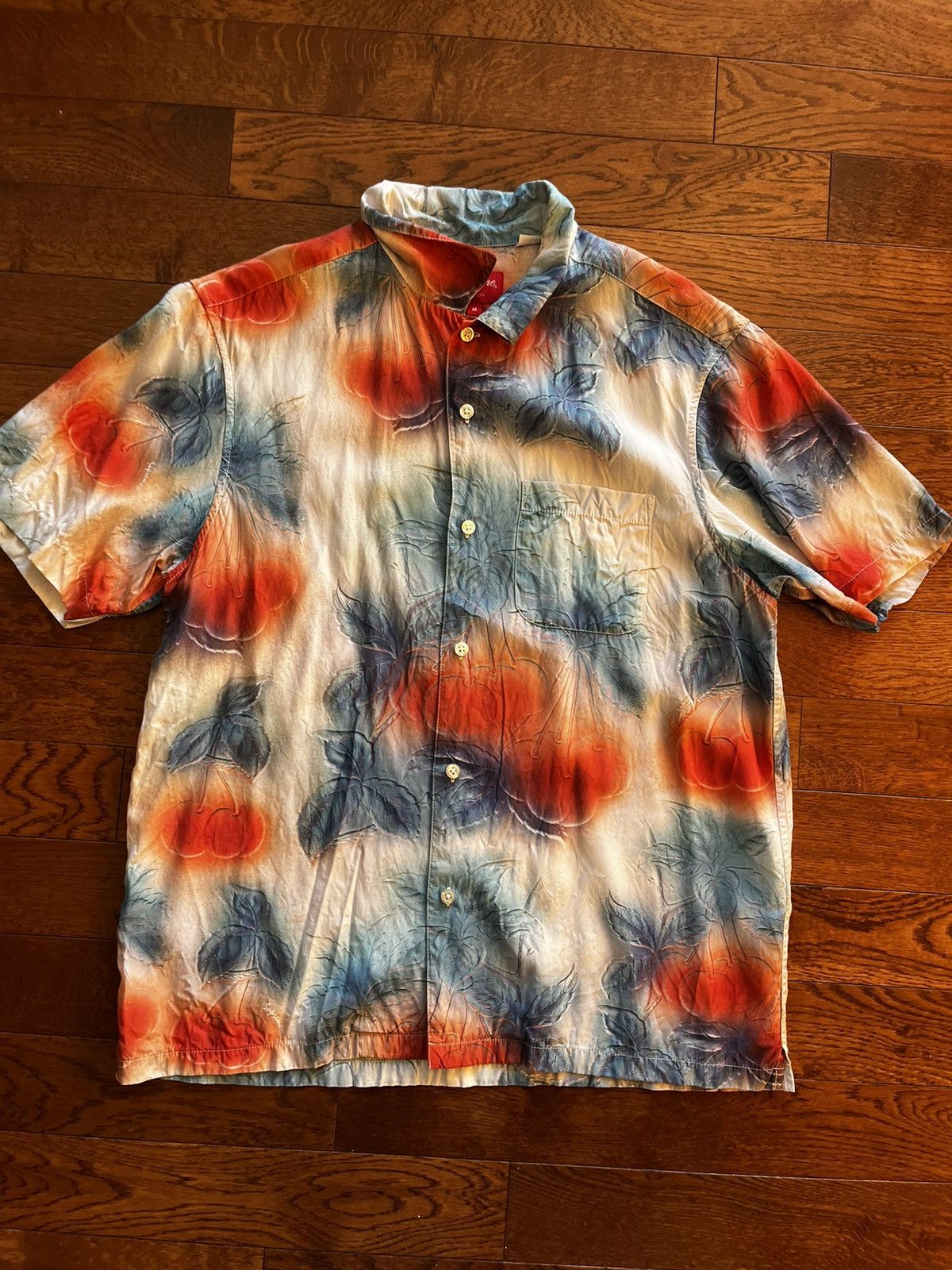 Supreme Supreme Cherries Rayon Shirt Size US M / EU 48-50 / 2 - 7 Thumbnail
