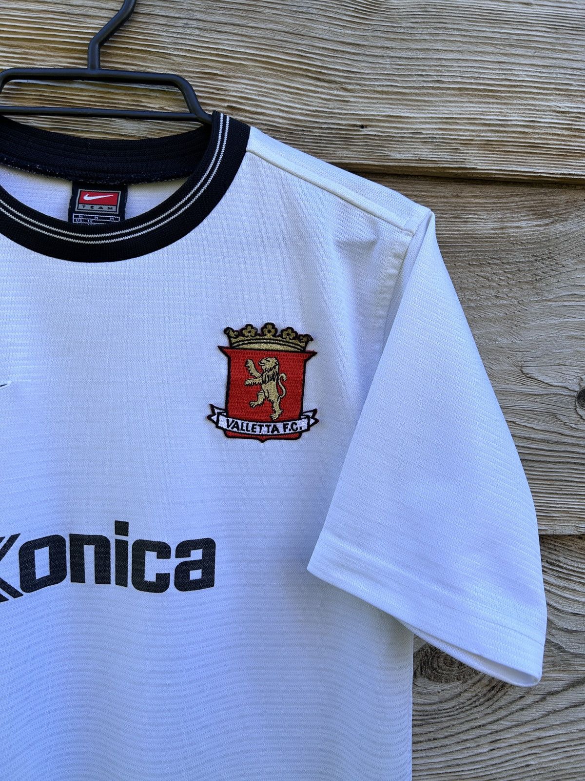 Nike Vintage Nike Valletta FC 2001/02/03 Home Kit Jersey XXS Size US XXS / EU 40 - 2 Thumbnail