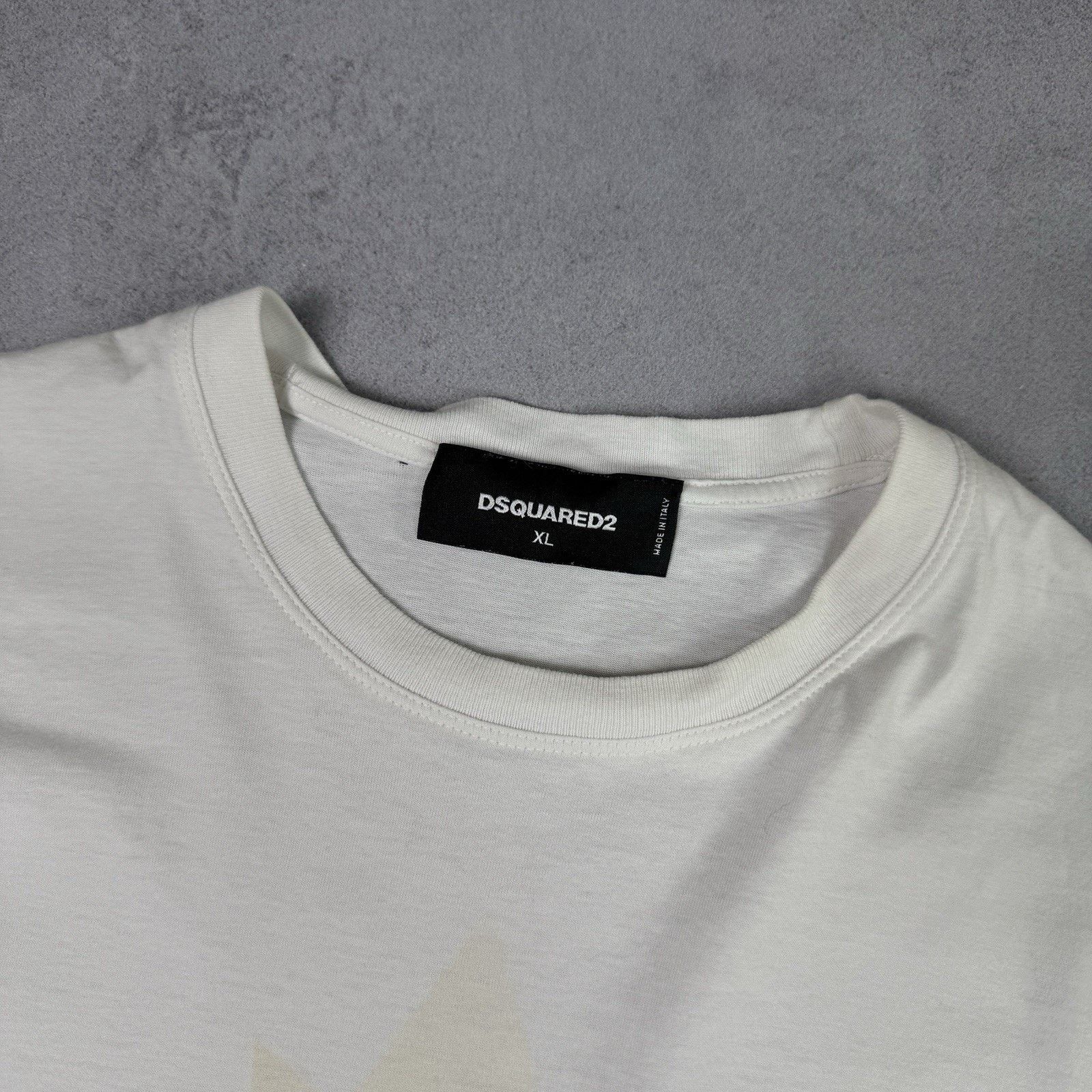 Dsquared2 Vintage Dsquared2 Big Logo T Shirt White Size XL Size US XL / EU 56 / 4 - 4 Thumbnail