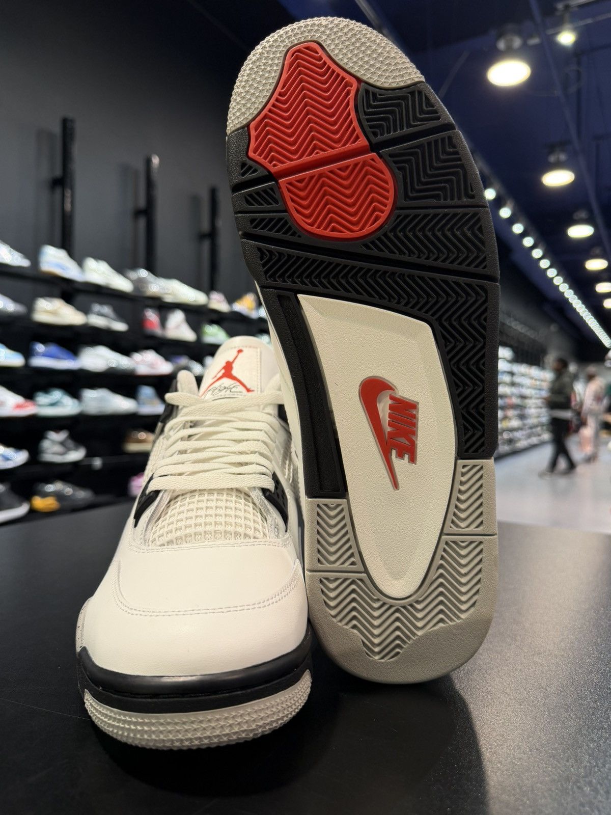 Jordan Brand Size 13 - Jordan 4 Retro White Cement (2025) Size US 13 / EU 46 - 7 Thumbnail