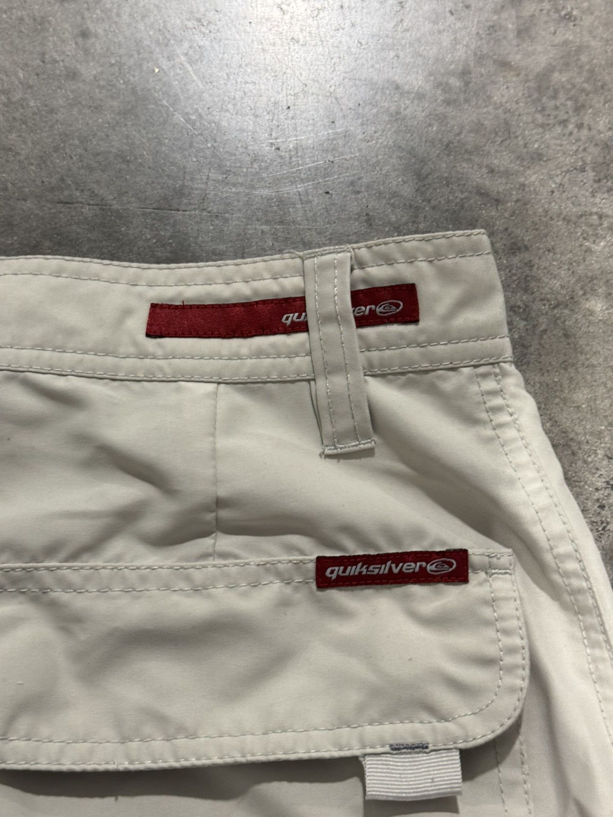 Quiksilver × Vintage Vintage Y2K Quiksilver Light Cargo Shorts 34 Size US 34 / EU 50 - 5 Thumbnail