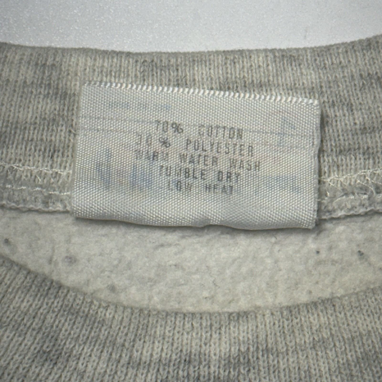 Vintage Vintage 90s St Joesph Academy Sweatshirt Mens Large Gray Size US L / EU 52-54 / 3 - 14 Thumbnail