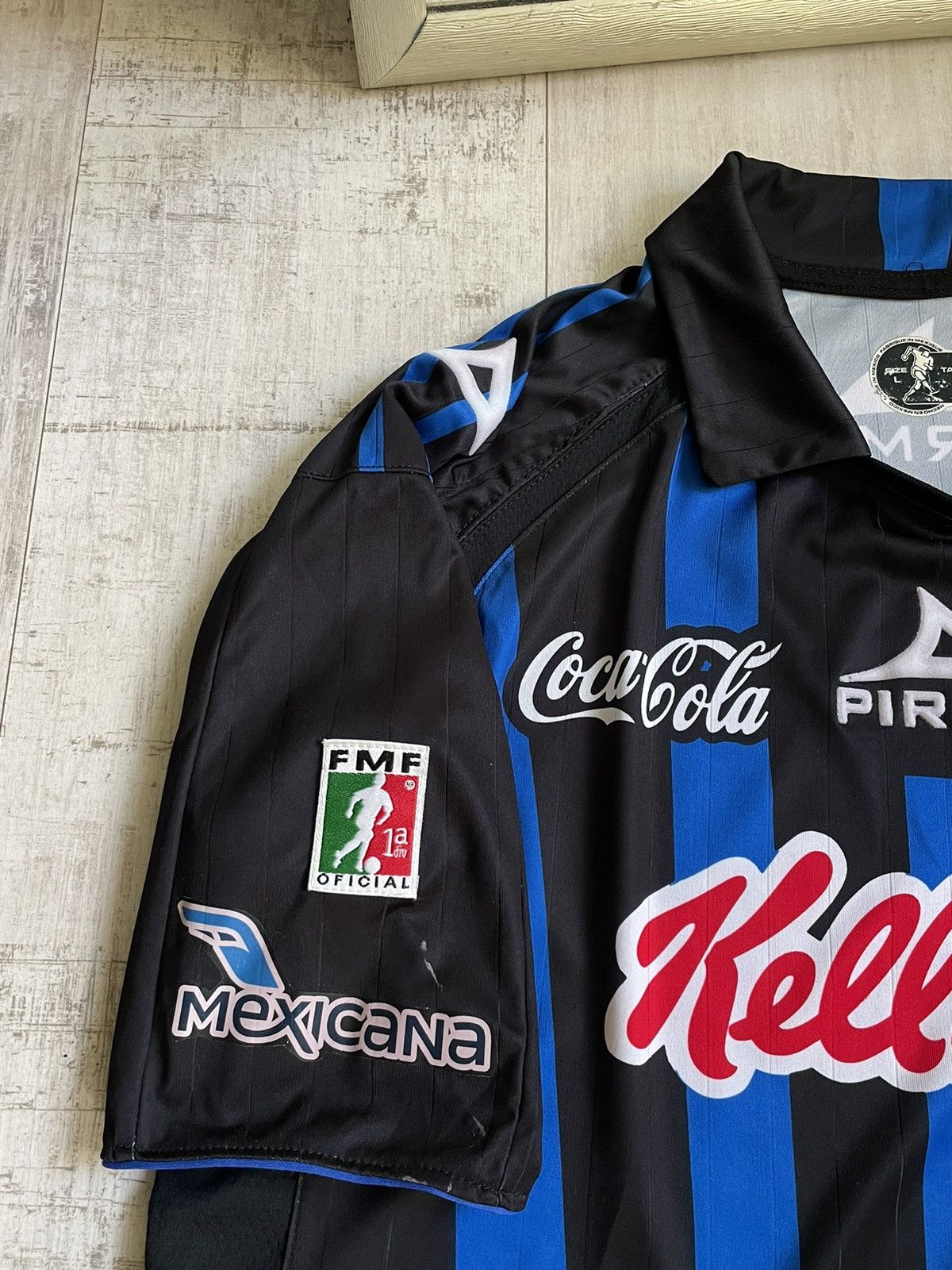 Vintage Vintage Pirma Queretaro 2009/2010 Home Football Shirt Jersey Size US L / EU 52-54 / 3 - 5 Thumbnail