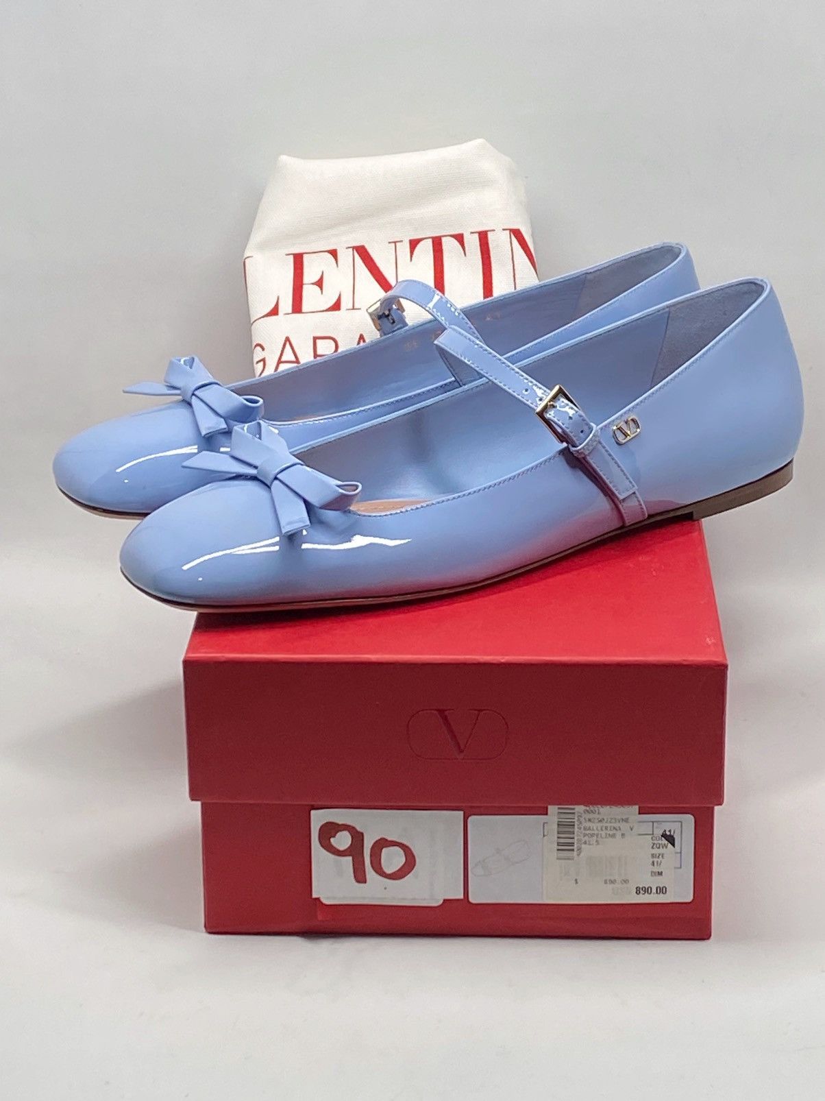 Valentino Valentino Garavani Bow patent leather ballet flats size 41 Size US 11 / IT 41 - 14 Thumbnail