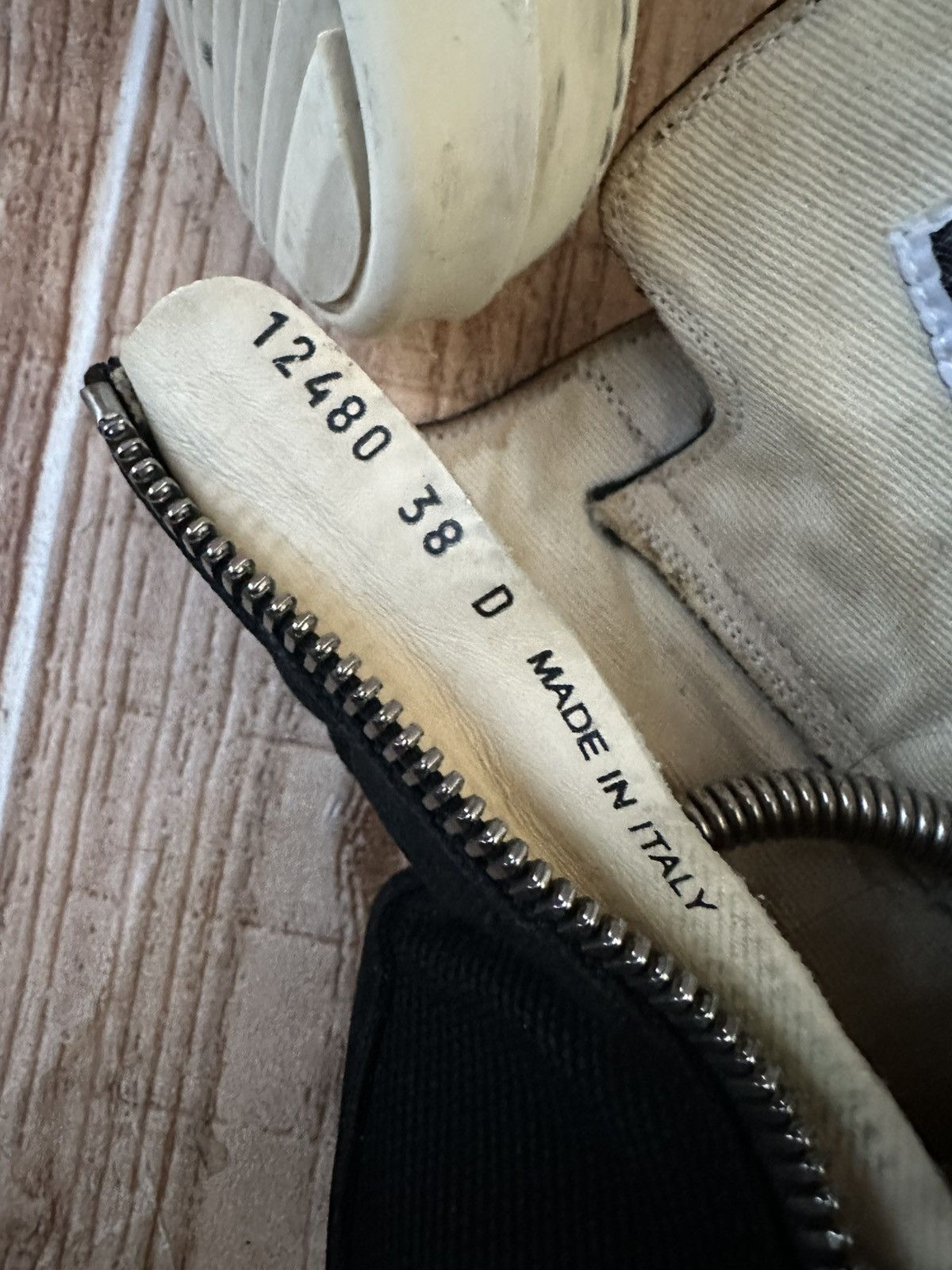 Rick Owens Rick Owens DRKSHDW Canvas Ramones Black Milk Low tops Size US 8.5 / IT 38.5 - 22 Thumbnail