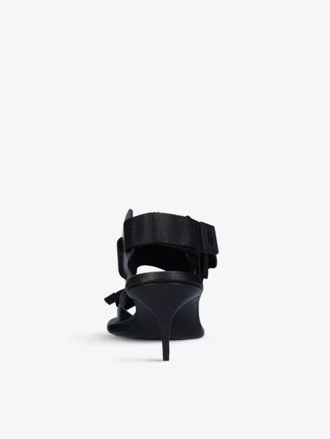 Alexander McQueen o1y0225 Sandals in Black Size US 6 / IT 36 - 2 Thumbnail
