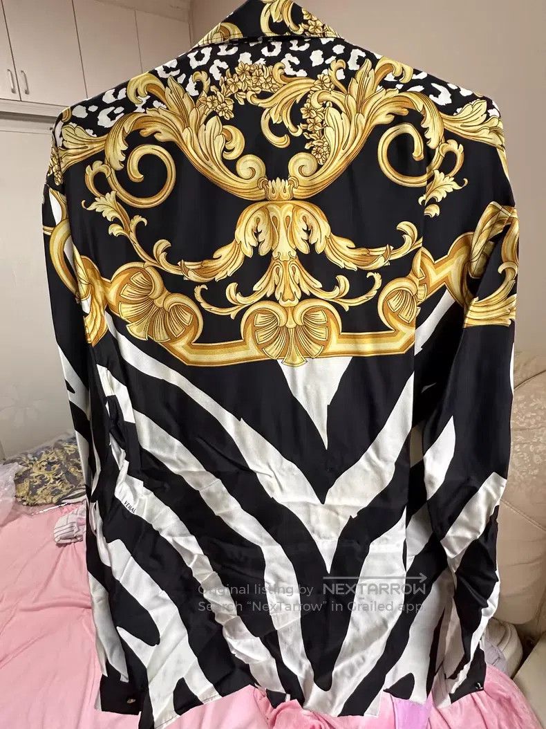 Versace Versace Mulberry silk zebra pattern long-sleeved shirt Size US M / EU 48-50 / 2 - 6 Thumbnail