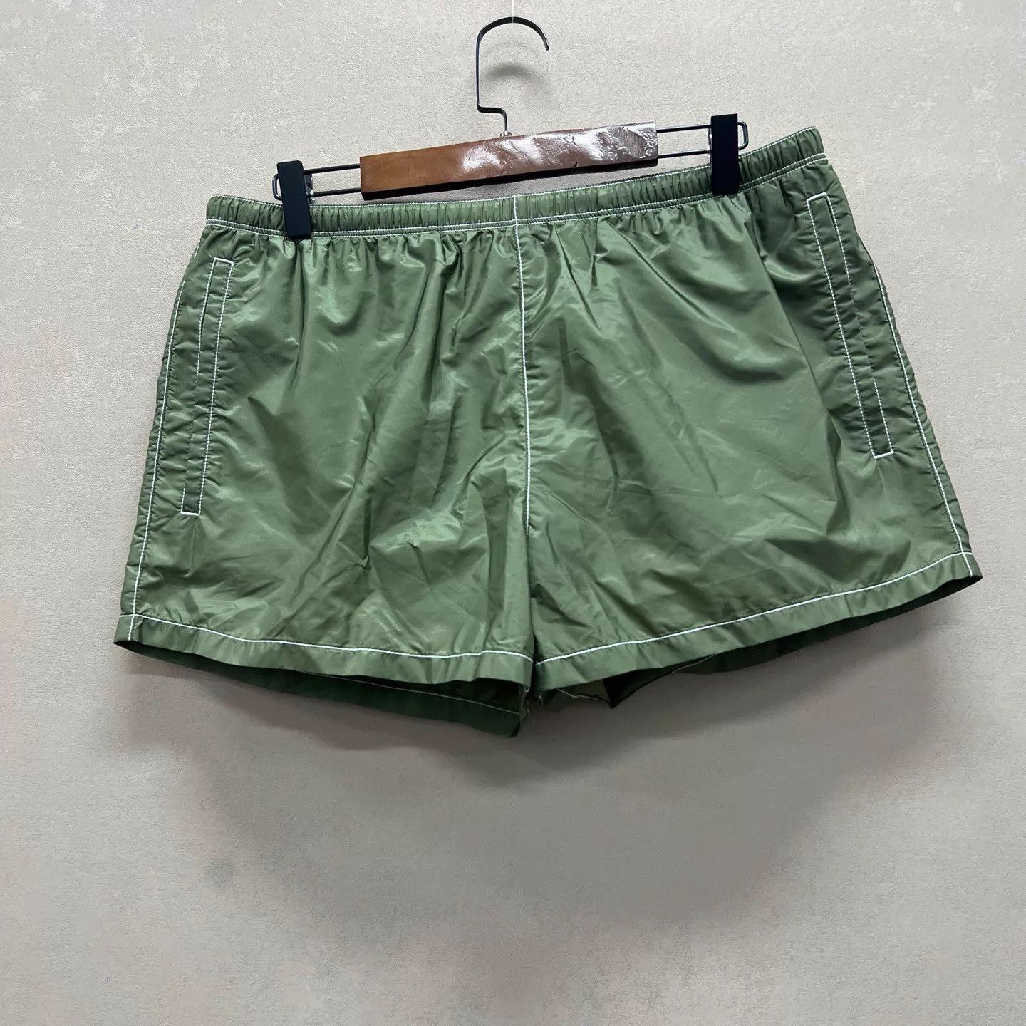Prada Green Shorts with White Stitching - Size 34 Size US 34 / EU 50 - 1 Thumbnail