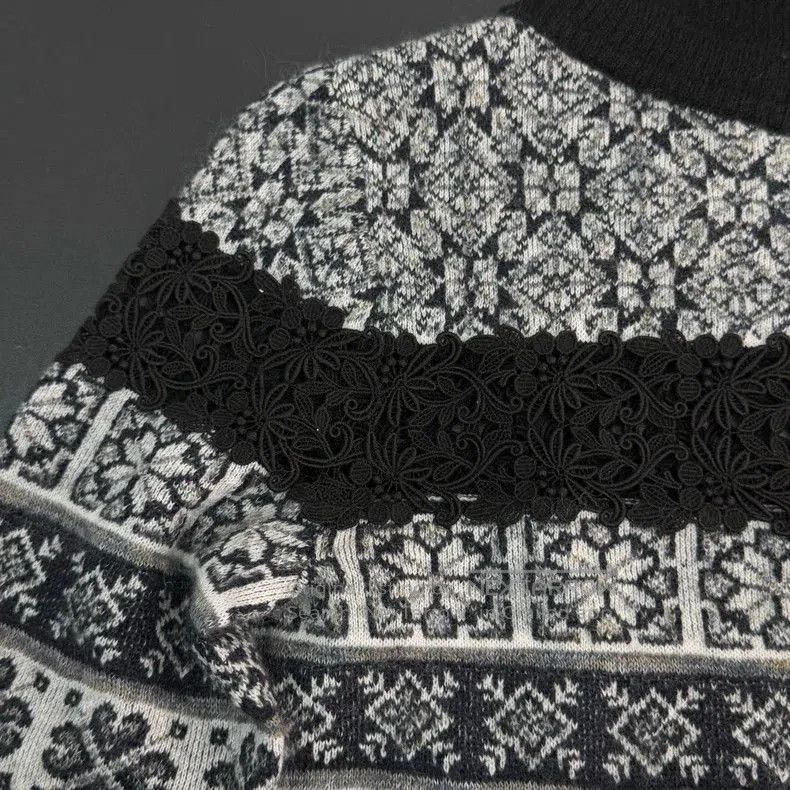 Chanel Chanel Black Gray Floral Knit Sweater. Size US S / EU 44-46 / 1 - 7 Thumbnail