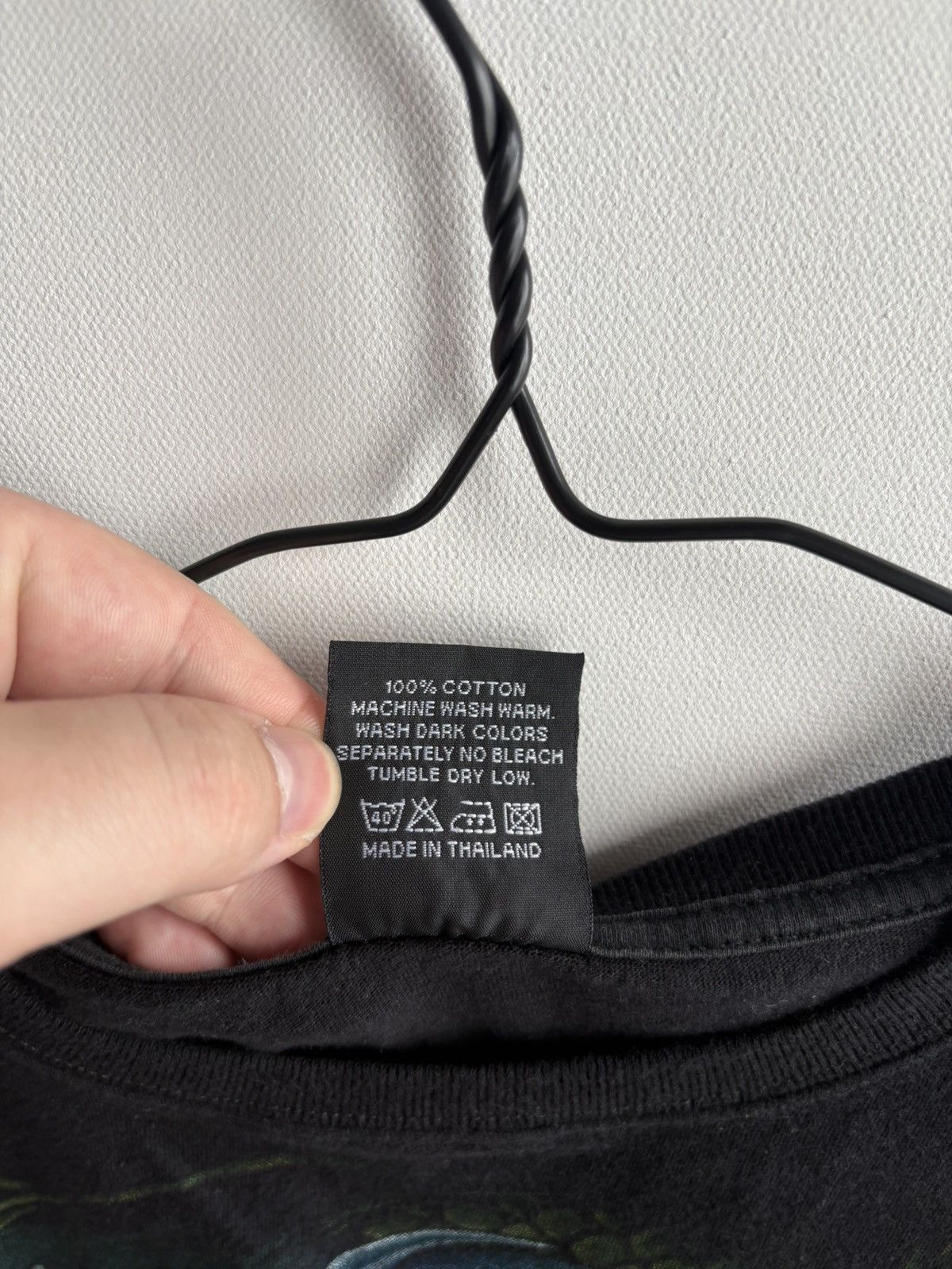Vintage Vintage Hot Rock Dragon y2k Streetwear Faded Black T-shirt Size US S / EU 44-46 / 1 - 6 Thumbnail