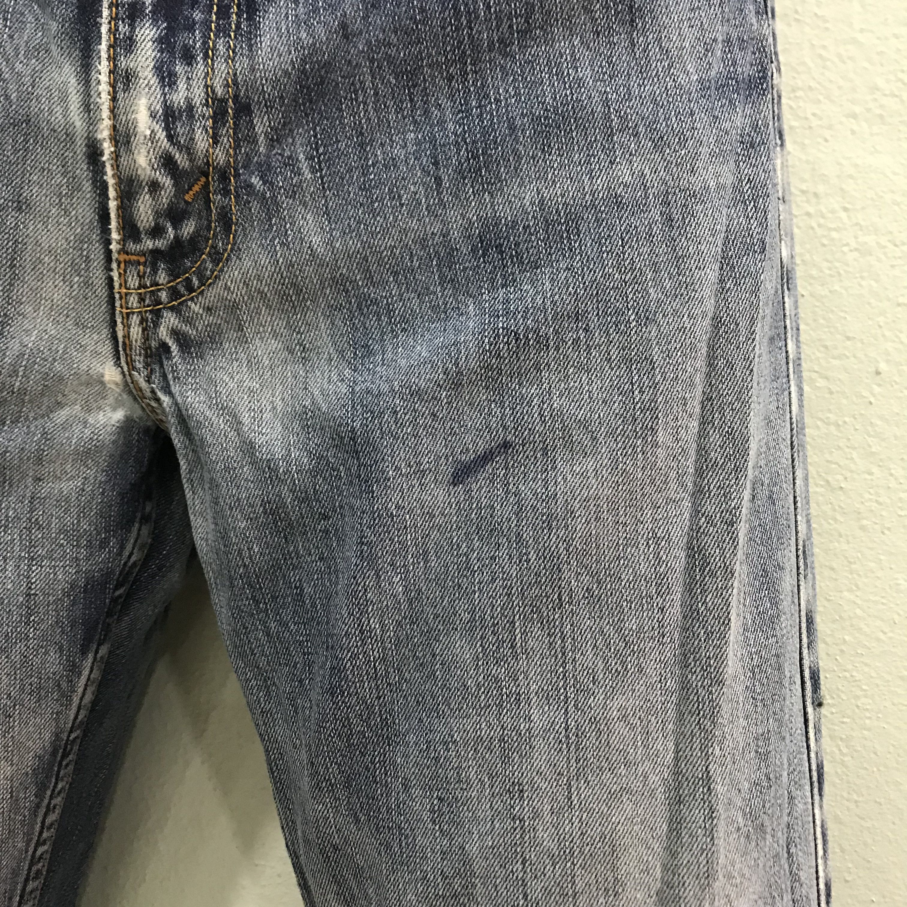 Levi's Vintage Levi’s 501 Distressed Blue Straight Leg High Waist Size US 30 / EU 46 - 5 Thumbnail