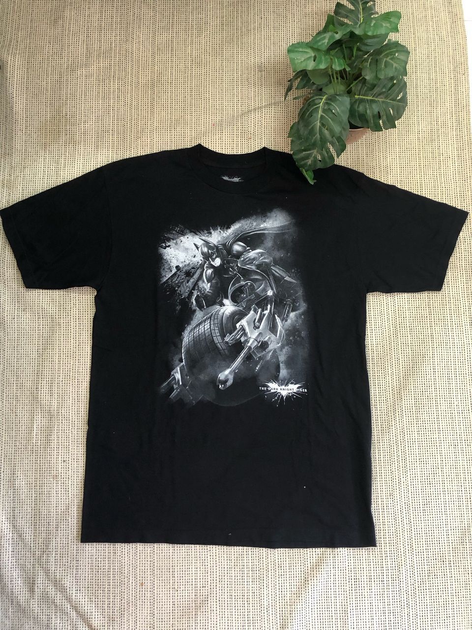 DC Comics Batman The dark night movie Never worn Tee Size US XL / EU 56 / 4 - 3 Thumbnail