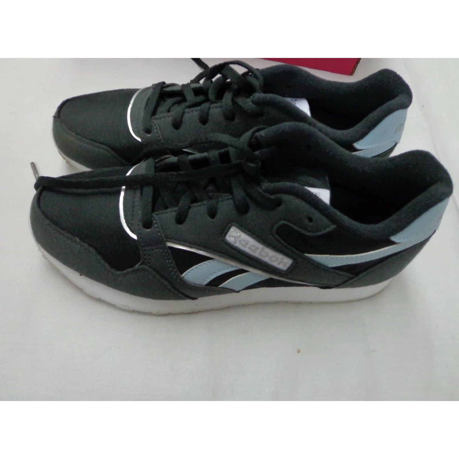 Reebok Pre Owned Reebok Women's Ultraflash Sneaker Size 9 Dark Grey Gray Sneakers Ultraflash Women US 9 Shoes Sneaker Athletic Lace Up 90s Theme? Size US 9 / IT 39 - 4 Thumbnail