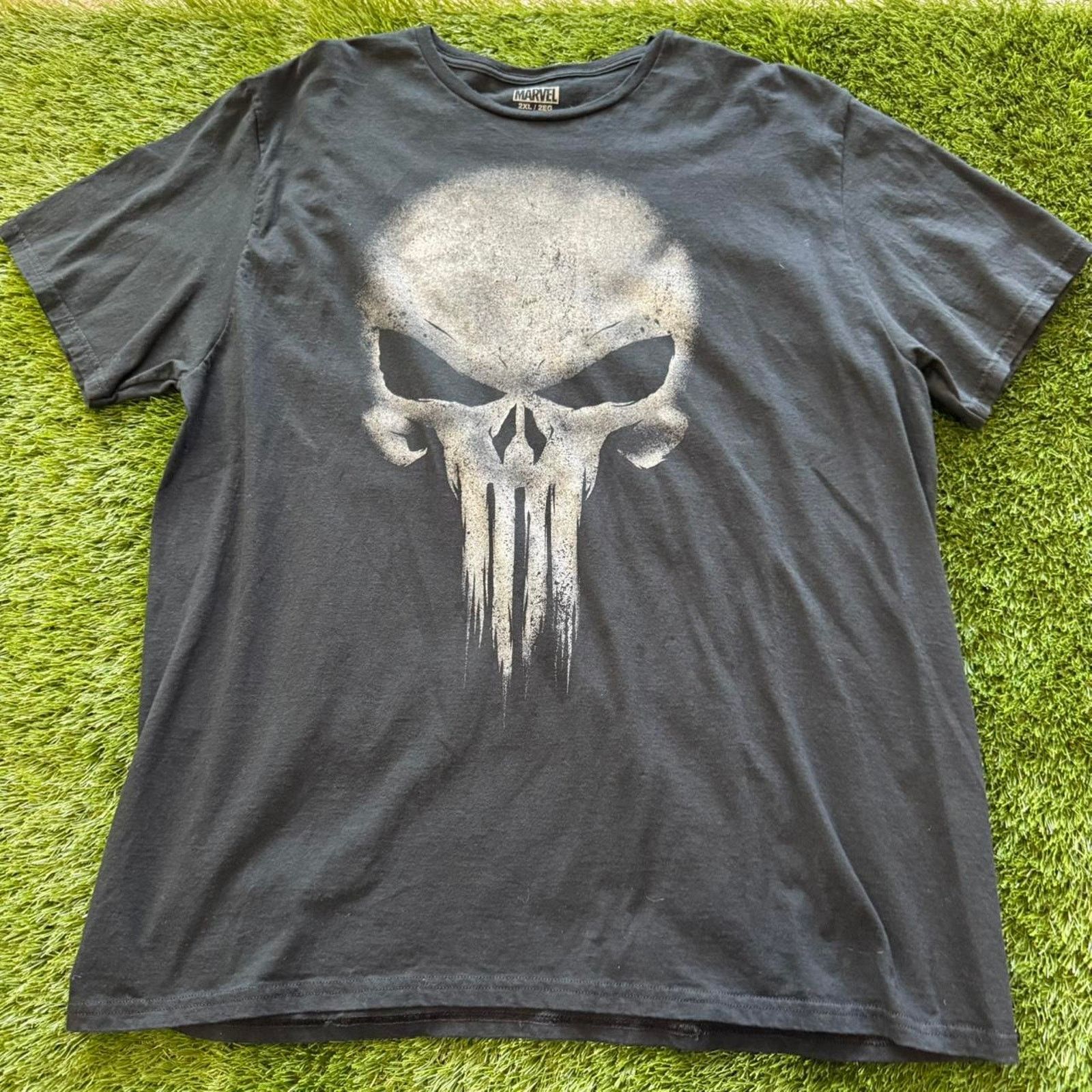 & Other Stories Marvel Comics The Punisher Vigilante Iconic Skull Logo Black Size US XL / EU 56 / 4 - 1 Thumbnail