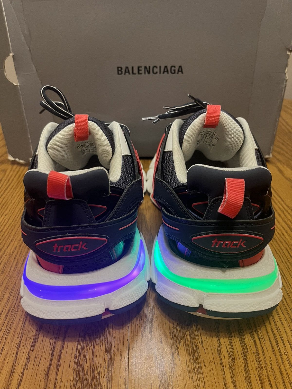 Balenciaga Balenciaga Track LED Sneaker (Red/Navy) Size US 11 / EU 44 - 5 Thumbnail
