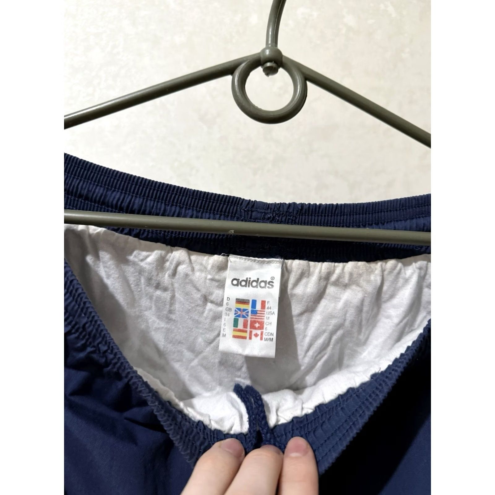 Adidas VINTAGE adidas MEN’S SHORTS BLUE SPORTS FOOTBALL SOCCER M Blue Adidas Shorts China 90s Mens Athletic Football Pants Short(s) Size US 31 - 5 Thumbnail