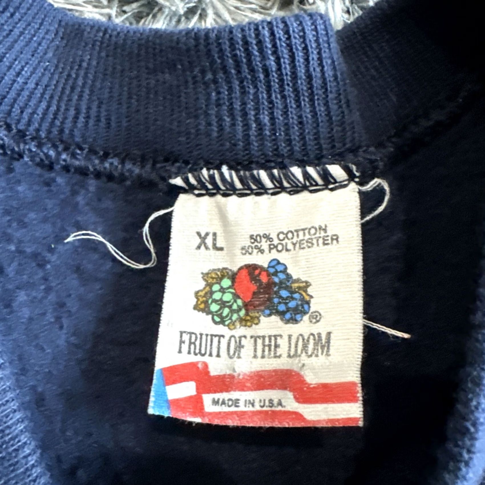 Fruit Of The Loom VINTAGE Crewneck Blue Y2K 1990 Long Sleeve Size XL X-Large Women’s Size XL / US 12-14 / IT 48-50 - 4 Thumbnail