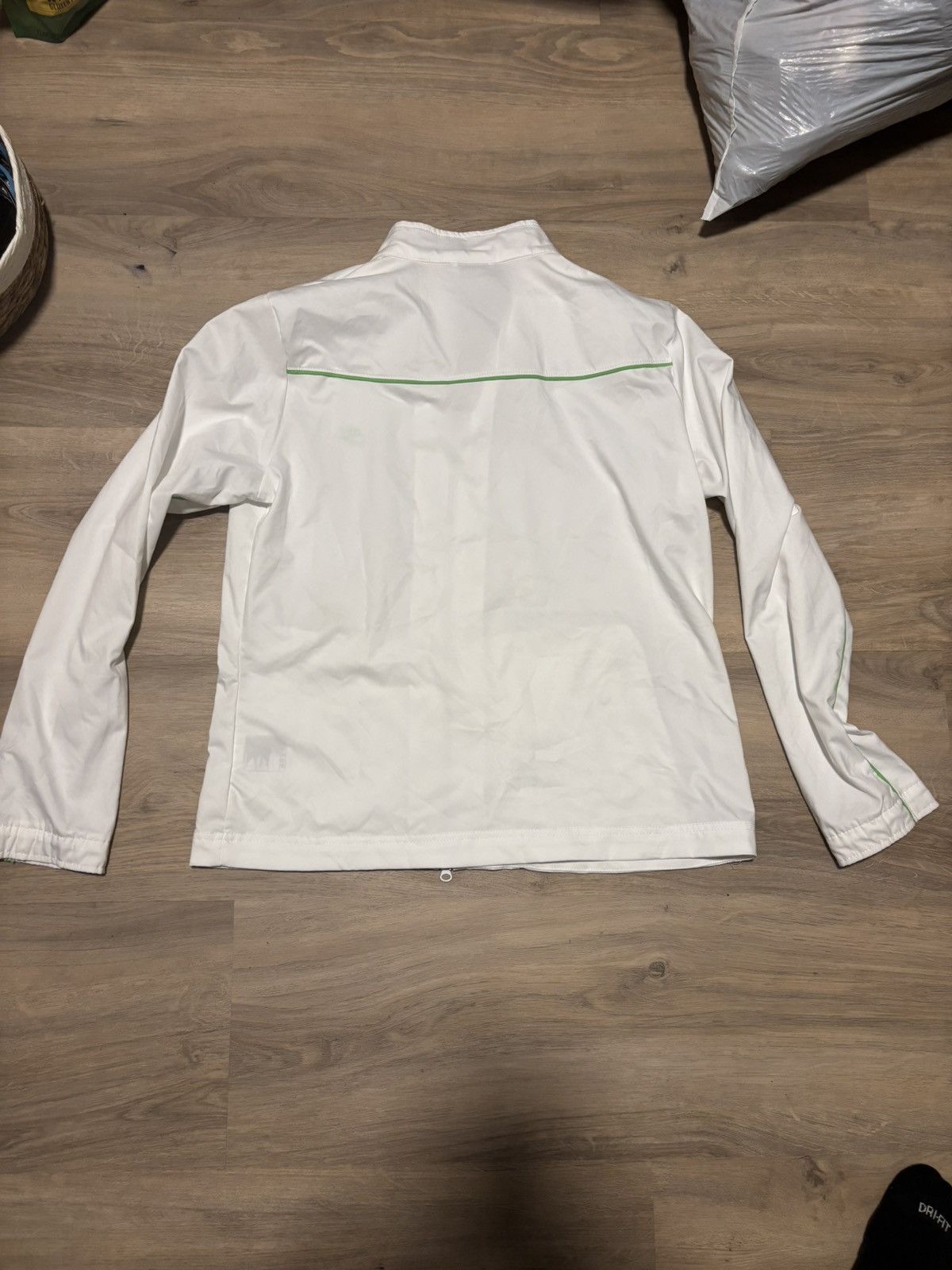 Nike Nike windbreaker track jacket Size US XL / EU 56 / 4 - 4 Thumbnail