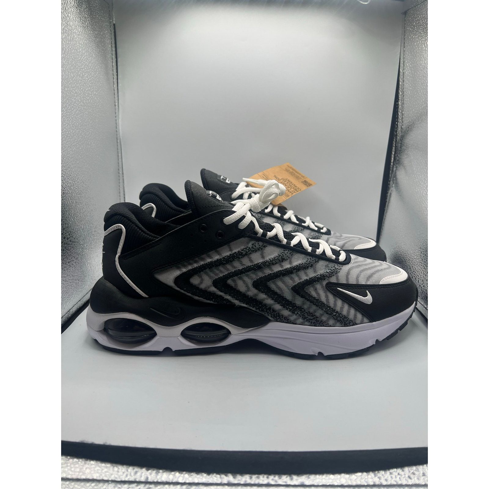 Nike Nike Air Max TW “Black White” size 8 men’s Size US 8 / EU 41 - 3 Thumbnail