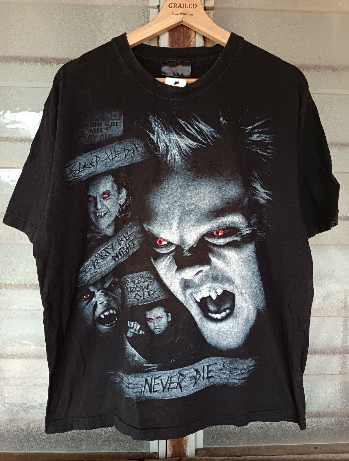 Vintage Vintage The Lost Boys Movie Tee Size US M / EU 48-50 / 2 - 2 Thumbnail