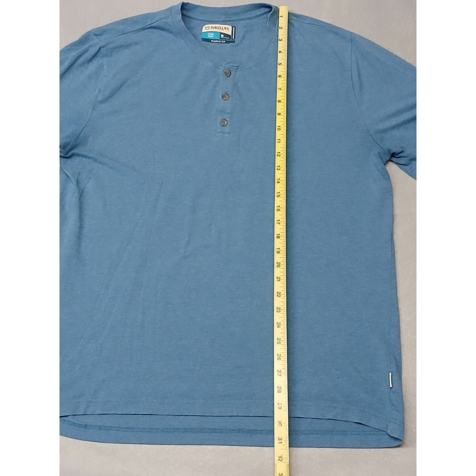 Other Magellan Outdoors (XL) Blue Fish Gear Moisture Wicking Shirt Size US XL / EU 56 / 4 - 2 Thumbnail