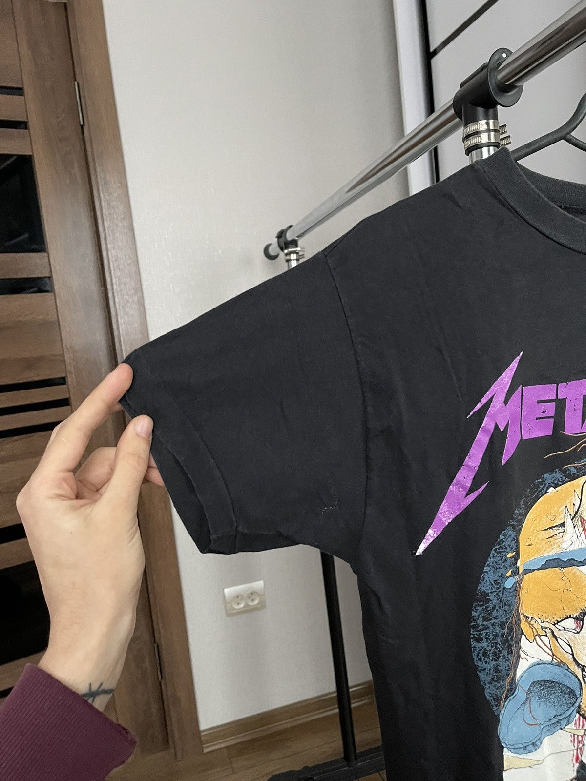 Band Tees 1988 Metallica Damaged Justice Hammer Vintage Band T-Shirt Size US L / EU 52-54 / 3 - 8 Thumbnail