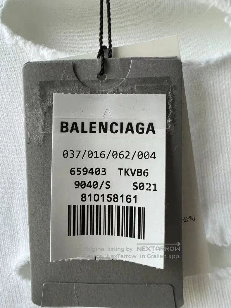 Balenciaga Balenciaga Logo Distressed White Sweatshirt. Size US S / EU 44-46 / 1 - 4 Thumbnail