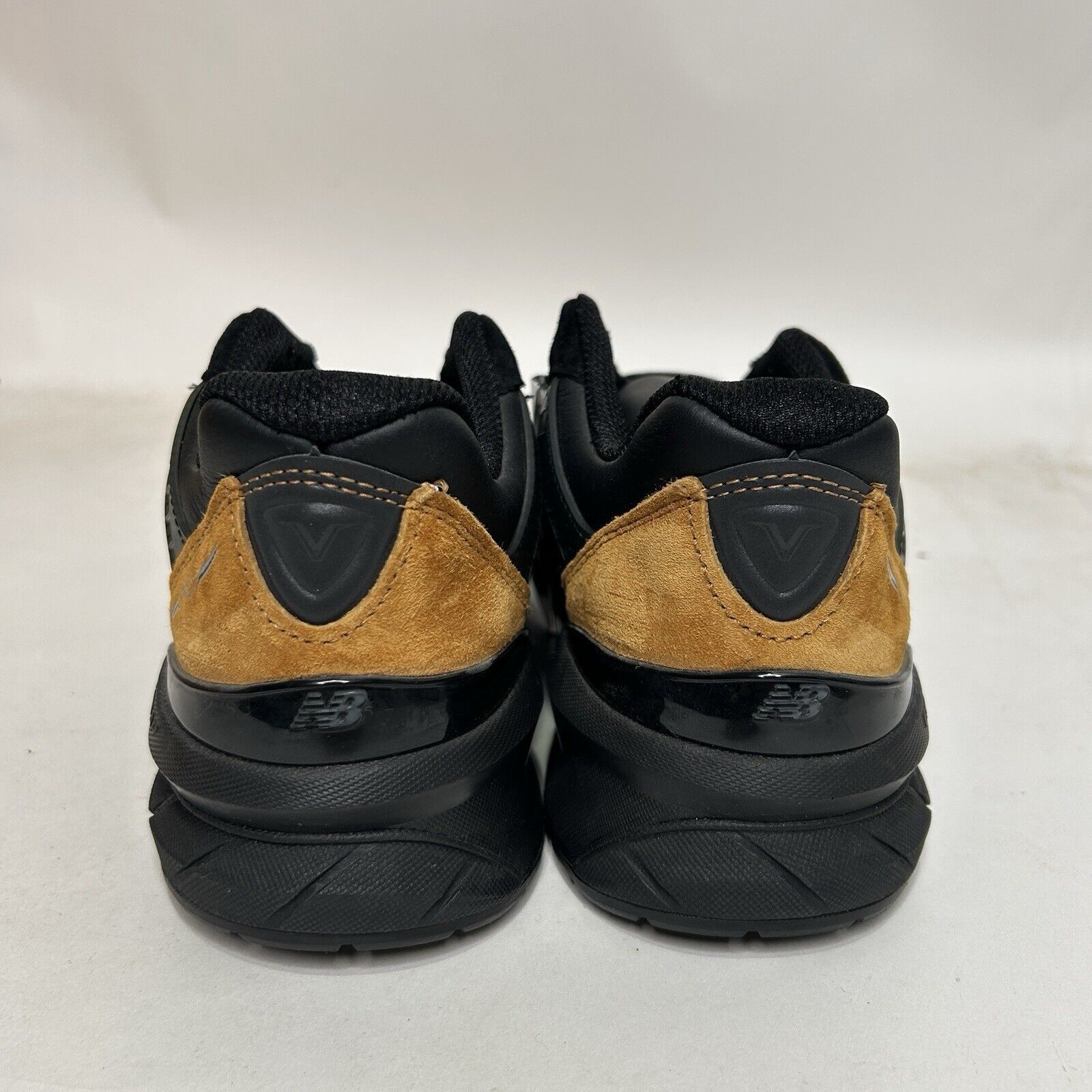 New Balance New Balance Shoes 990v5 Made in USA “Black Tan” 2024 Size US 9 / EU 42 - 4 Thumbnail