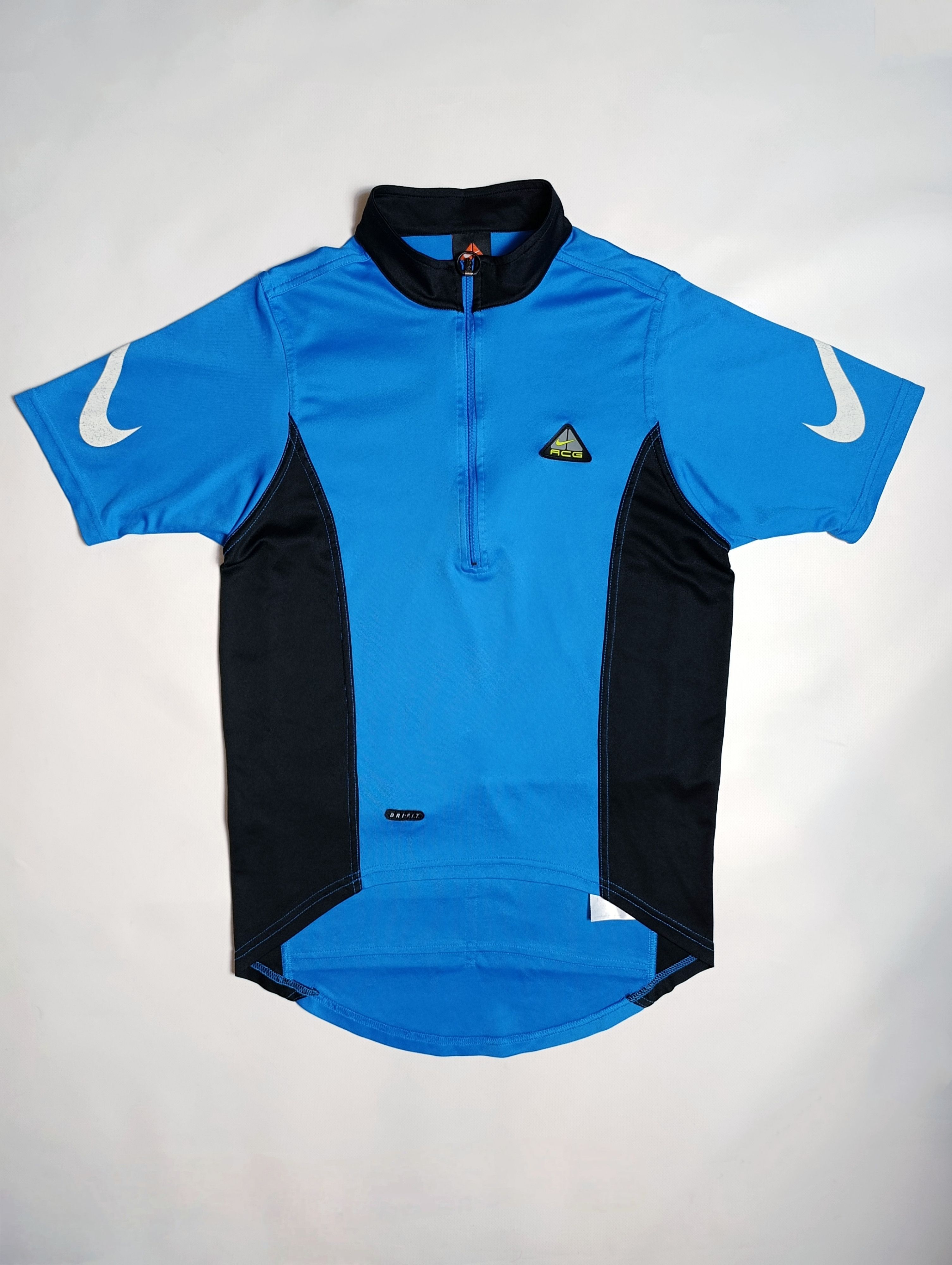 Nike ACG Nike ACG Vintage USA Cycling Jersey Size US M / EU 48-50 / 2 - 2 Thumbnail