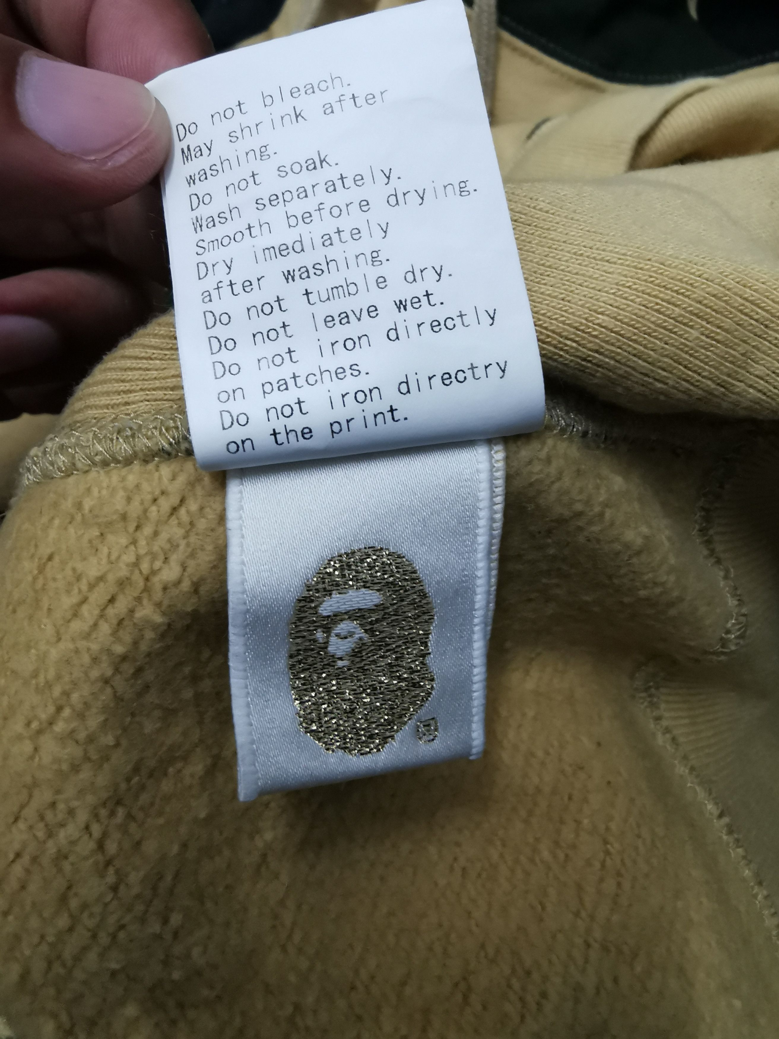 Bape 1st Camo Pullover Hoodie Size US S / EU 44-46 / 1 - 5 Thumbnail