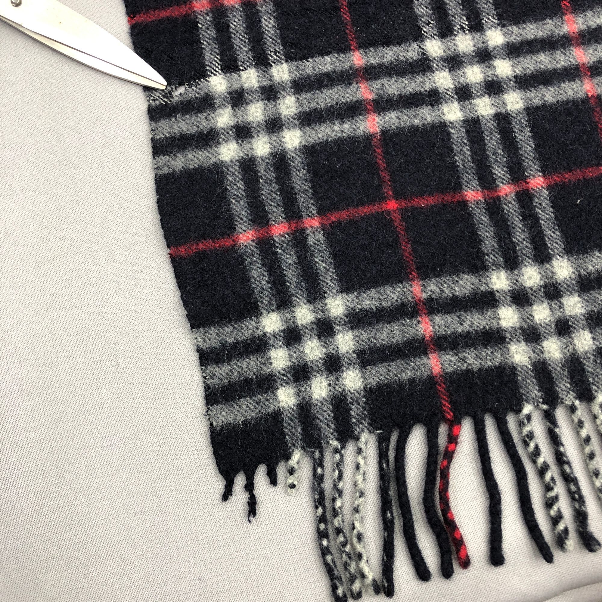 Burberry Vintage Burberry Scarf Muffler Wool Nova Check Neck Scarves Size ONE SIZE - 4 Thumbnail
