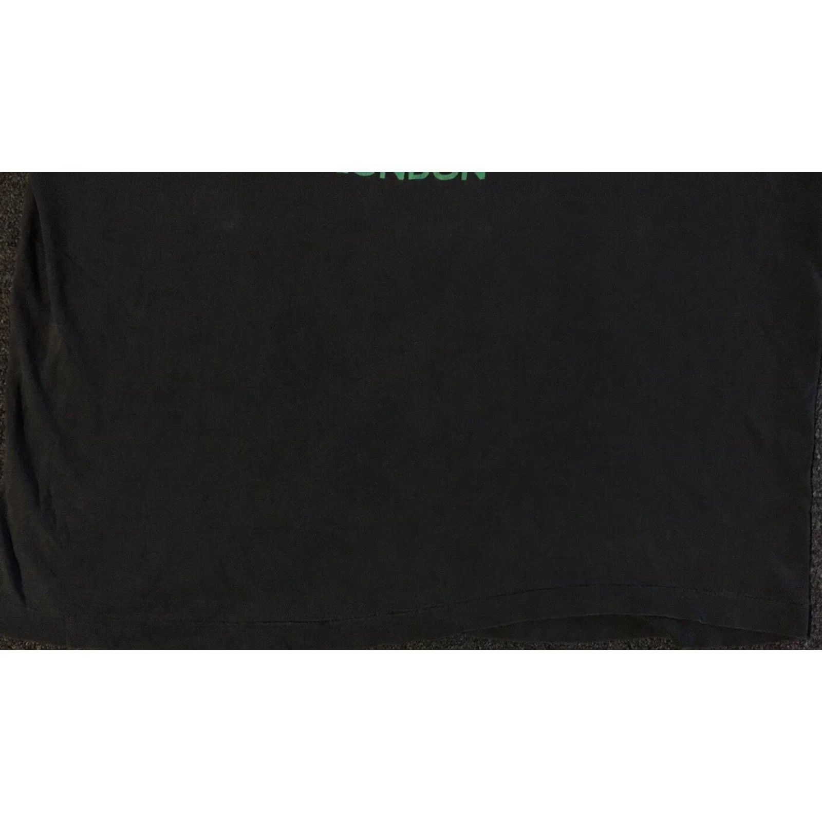 Vintage VINTAGE 90s Hard Rock Cafe London Shirt M Black Boxy Distressed Grunge Biker Skate Men T-Shirt Size M Size US M / EU 48-50 / 2 - 5 Thumbnail