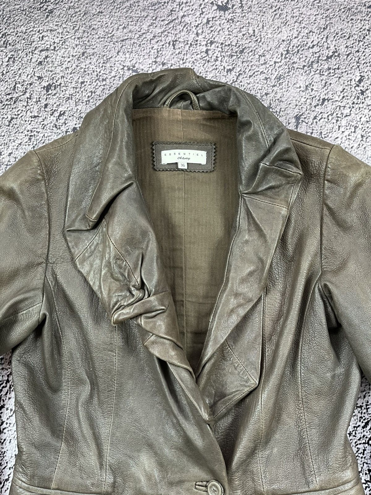 Essentiel Antwerp Leather jacket Essentiel Antwerp vintage vibe avant garde Size XS / US 0-2 / IT 36-38 - 5 Thumbnail