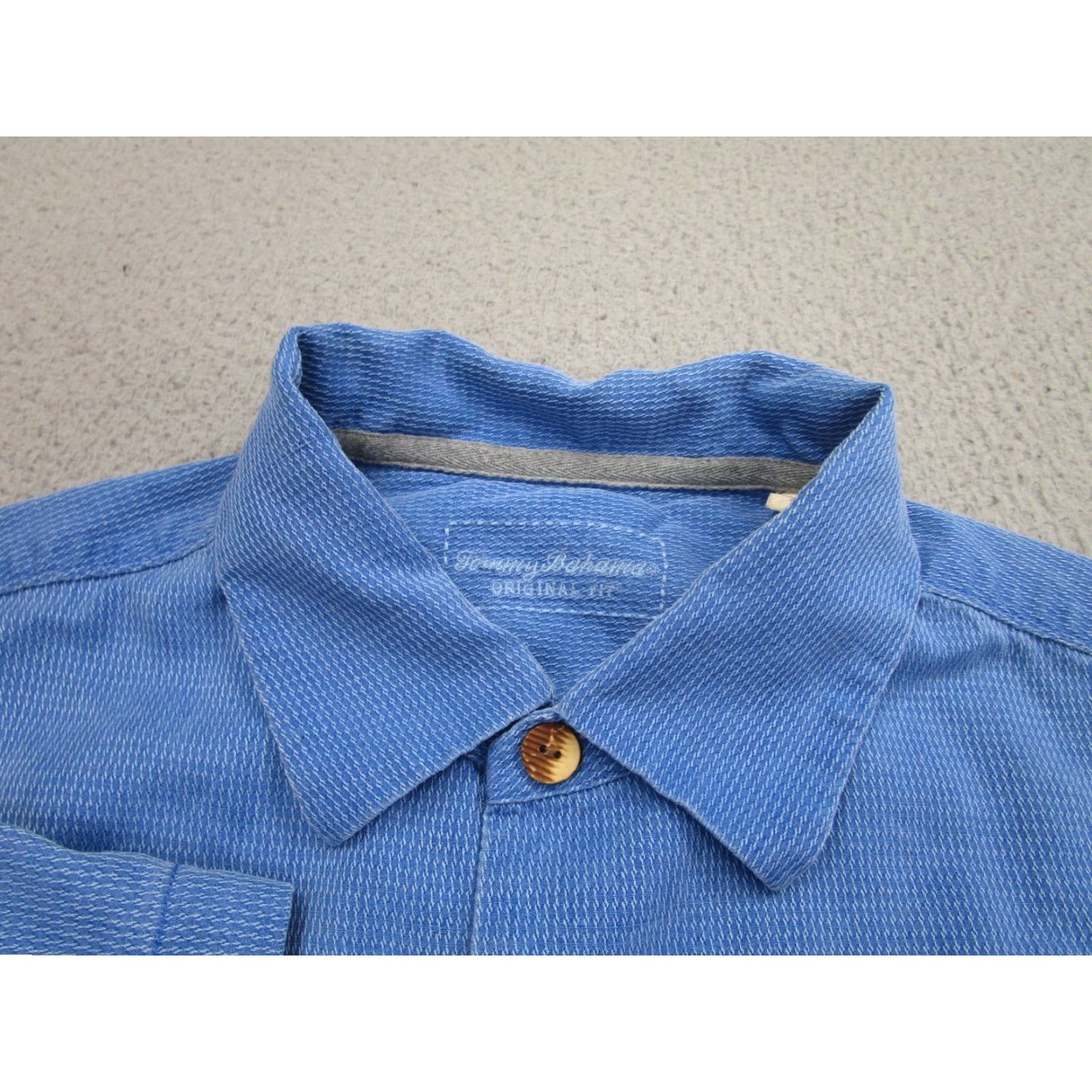 Tommy Bahama Tommy Bahama Shirt Mens M Blue Silk Camp Button Front Rockabilly Resort Casual Hawaiian Beach 90s Theme Mens Size US M / EU 48-50 / 2 - 4 Thumbnail