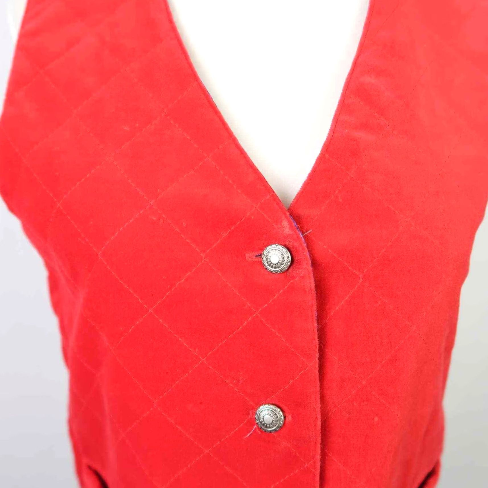 Vintage VINTAGE 90s Floral Print Quilted Reversible Vest, Red/Blue, Cotton, S, Casual, Regular, Button Front, Arts & Crafts, Womens Size S / US 4 / IT 40 - 6 Thumbnail