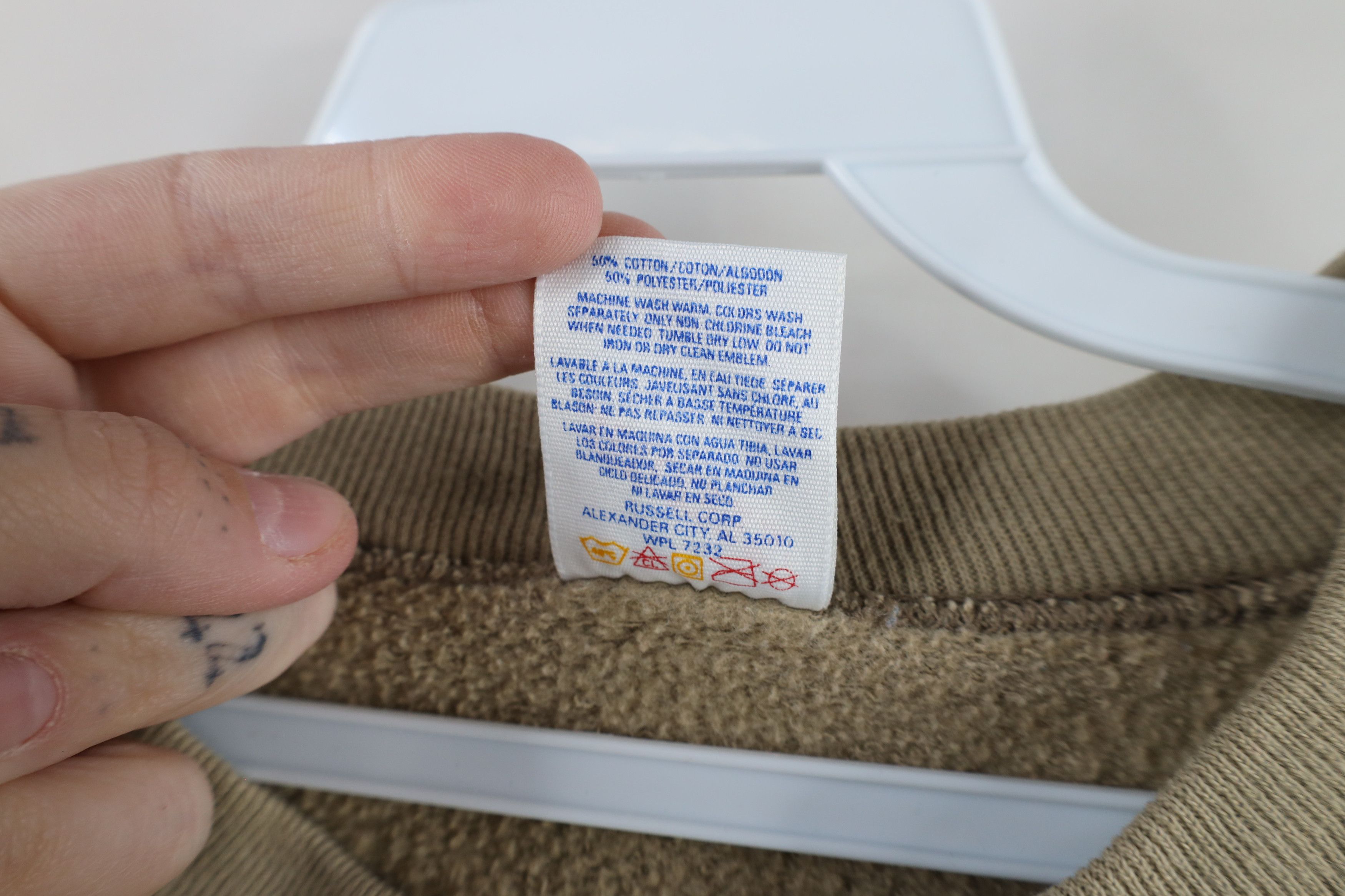 Vintage Vintage 90s Streetwear Blank Crewneck Sweatshirt Beige USA Size US XXL / EU 58 / 5 - 9 Thumbnail