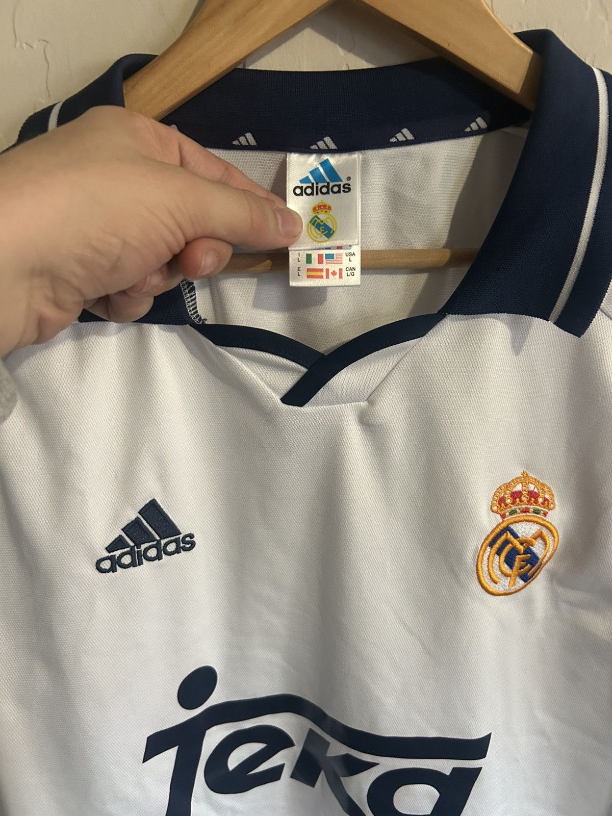 Adidas Adidas Real Madrid Retro Jersey 00/01 Size Large Size US L / EU 52-54 / 3 - 2 Thumbnail