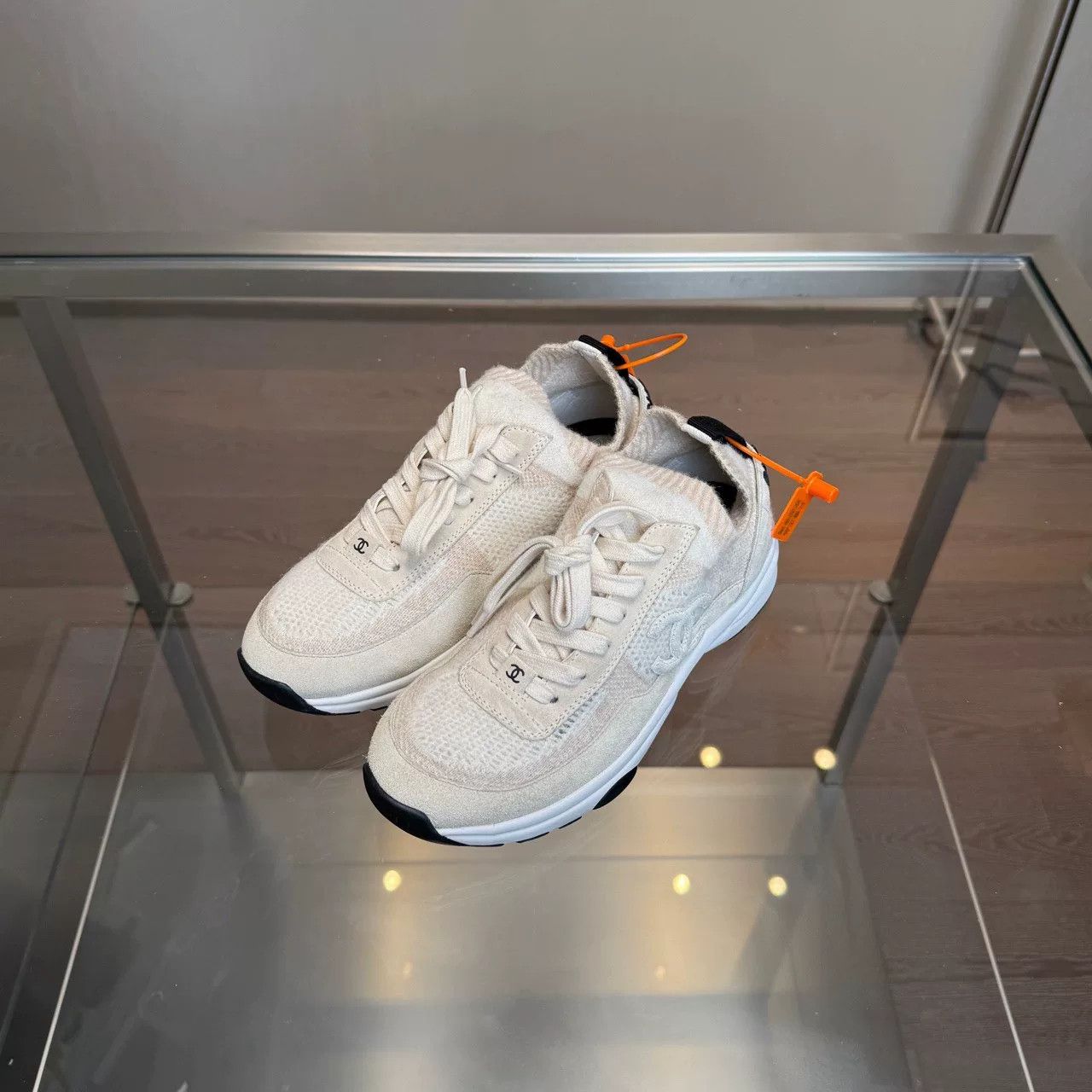Chanel Chanel 23B Beige Knit Sneakers Size US 5 / IT 35 - 1 Thumbnail