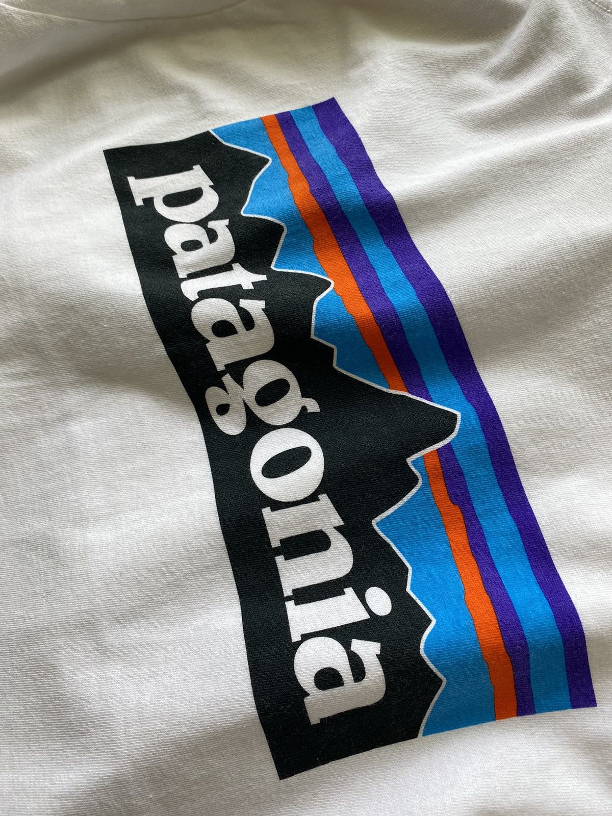 Patagonia Patagonia logo long sleeve t shirt Size US L / EU 52-54 / 3 - 3 Thumbnail