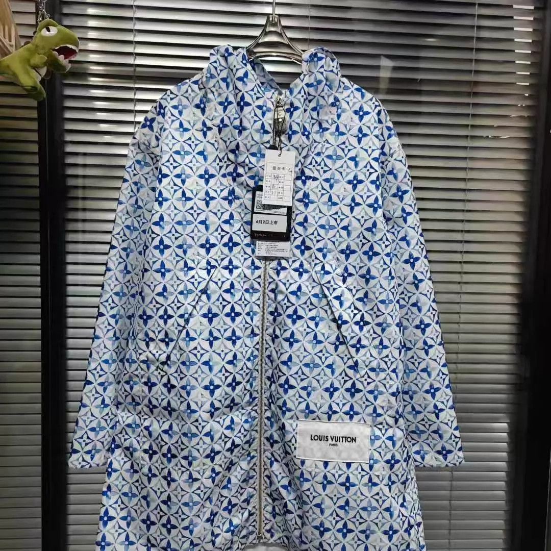 Louis Vuitton LV all over Monogram long coat 34 new with tags Size XS / US 0-2 / IT 36-38 - 3 Thumbnail