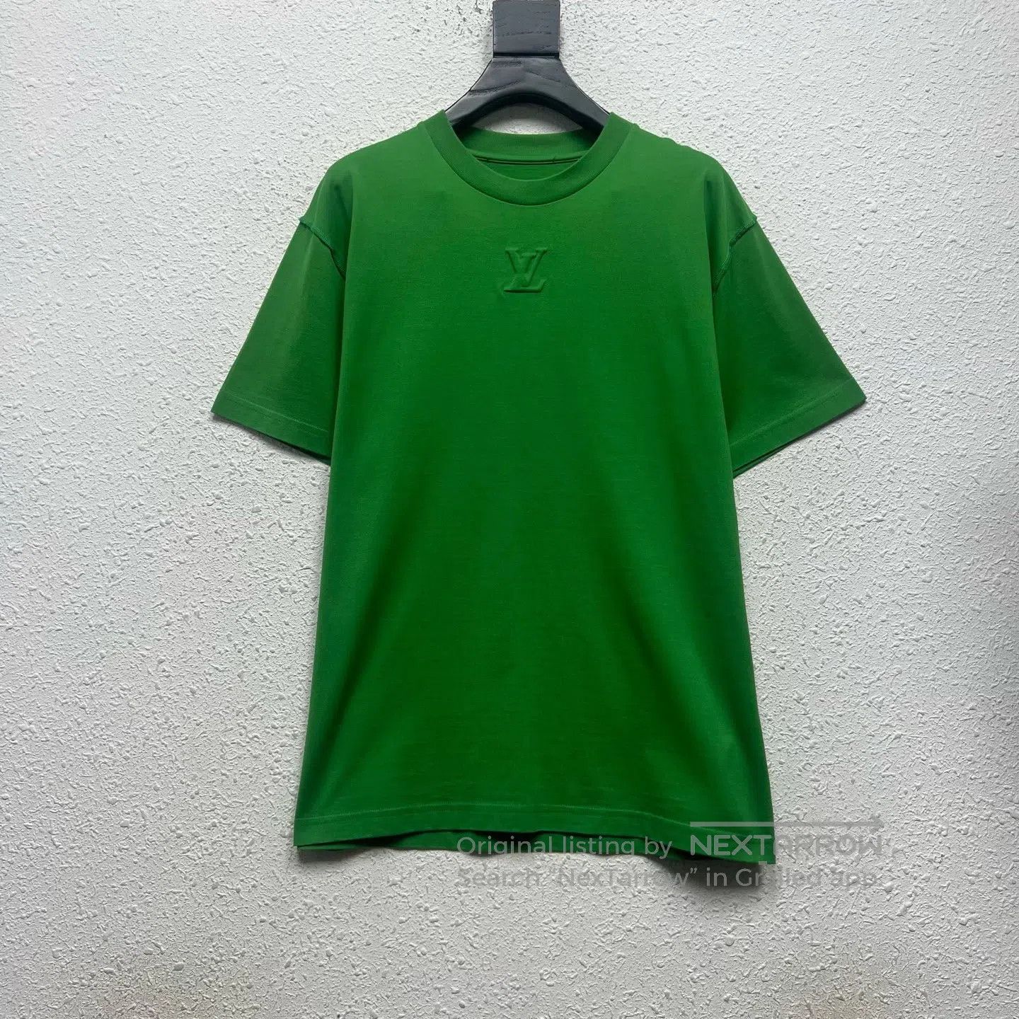 Louis Vuitton Louis Vuitton Green Chest Relief Logo Short-Sleeved Shirt Size US M / EU 48-50 / 2 - 1 Thumbnail