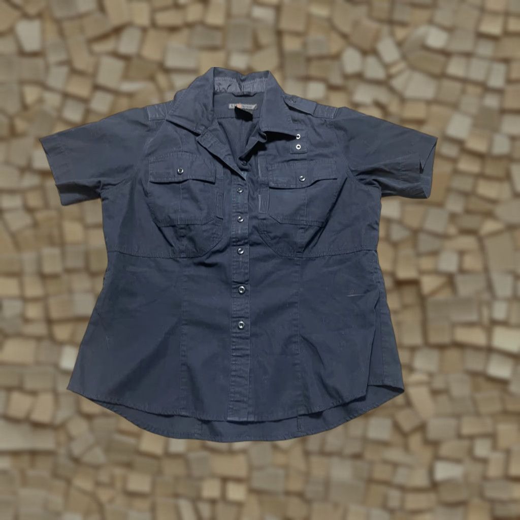 Vintage 5.11 Tactical Shirt Women Medium Black Short Sleeve Button Up Shirt Size M / US 6-8 / IT 42-44 - 1 Thumbnail