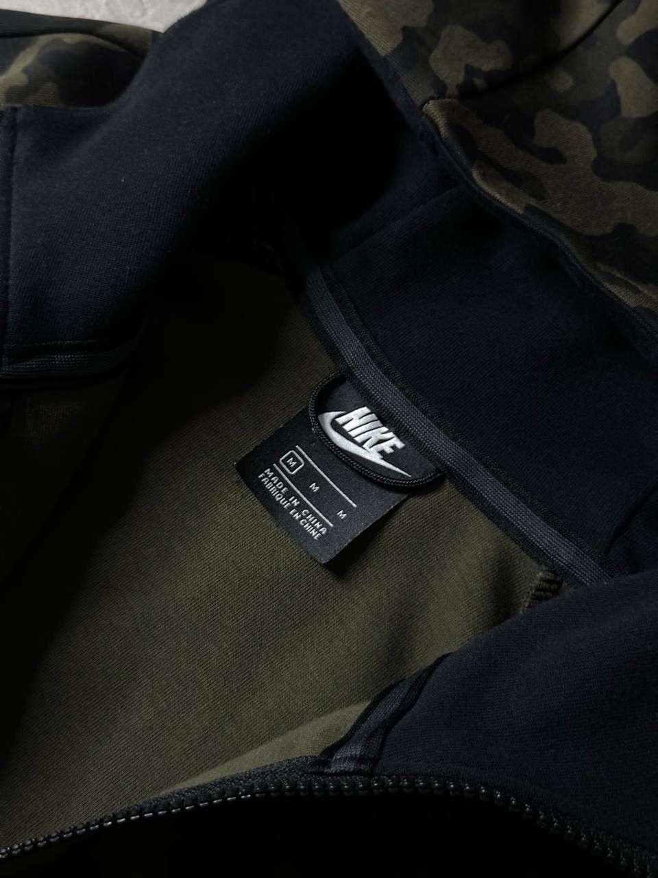 Nike Nike Tech Fleece Full-Zip Hoodie Camo Green Men’s M Y2K Size US M / EU 48-50 / 2 - 4 Thumbnail
