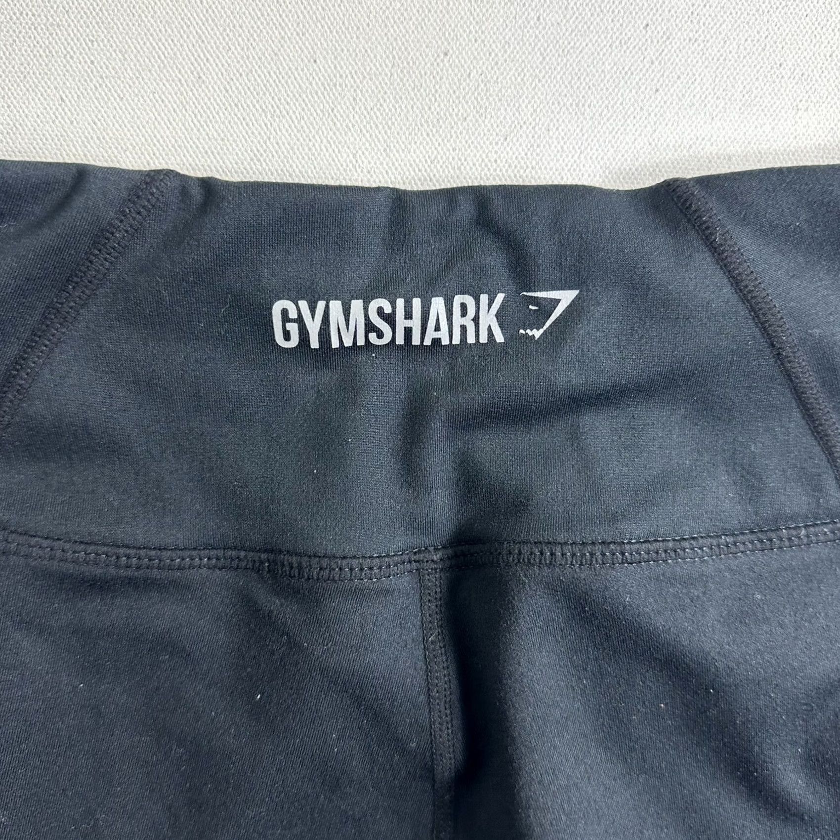 Gymshark VINTAGE? No. Gymshark Energy Seamless High Waisted Leggings Black Size Small Full Length Gym Size 28" / US 6 / IT 42 - 7 Thumbnail